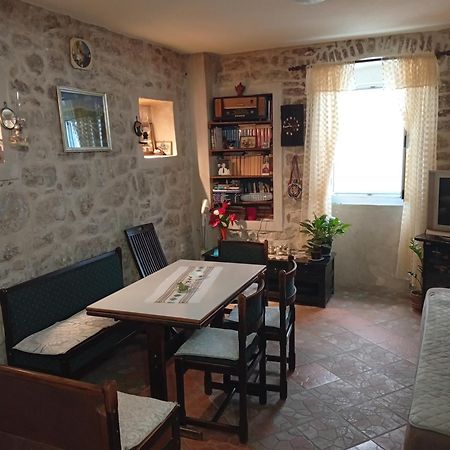 Apartment Radovic Kotor Exterior photo