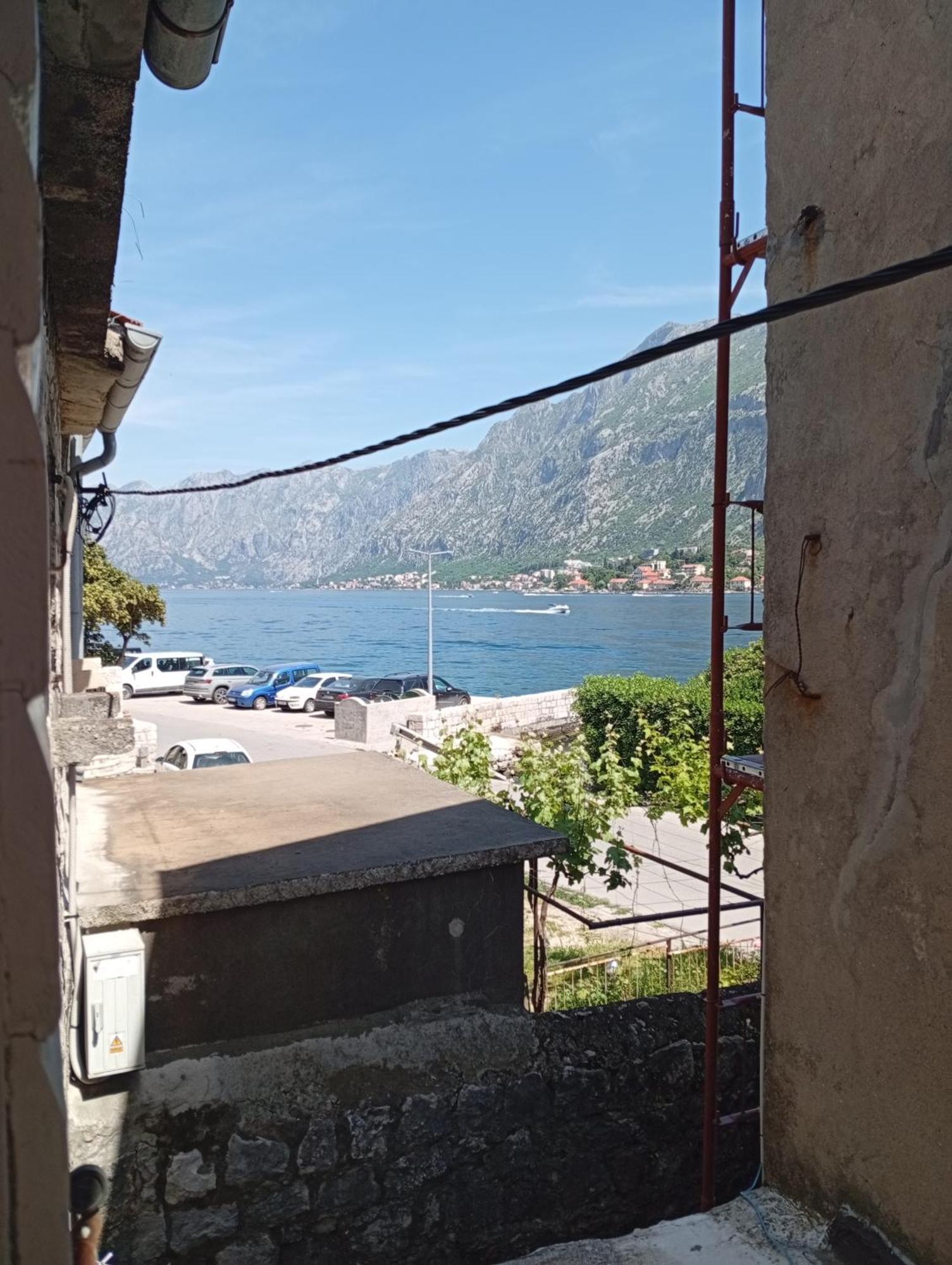 Apartment Radovic Kotor Exterior photo
